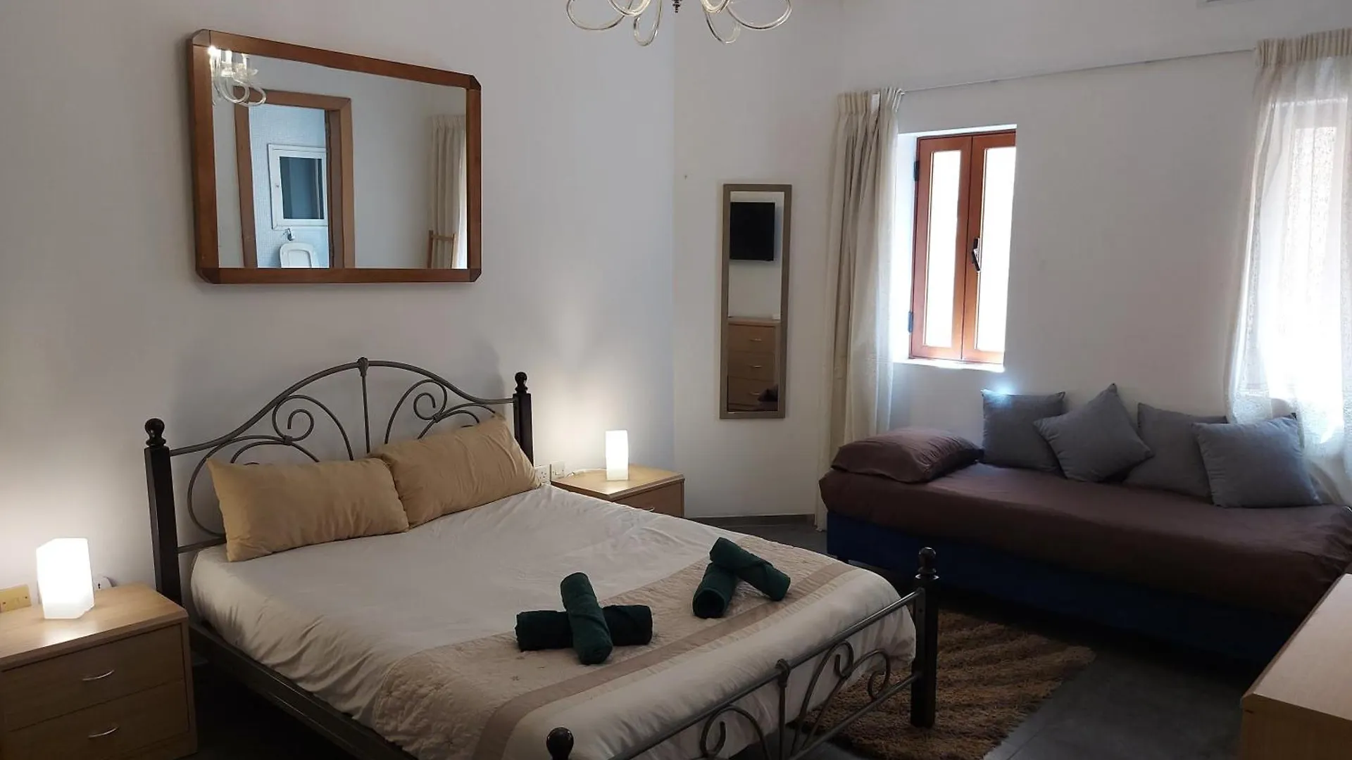 Character Maisonette Spinola Bay Saint Julian's